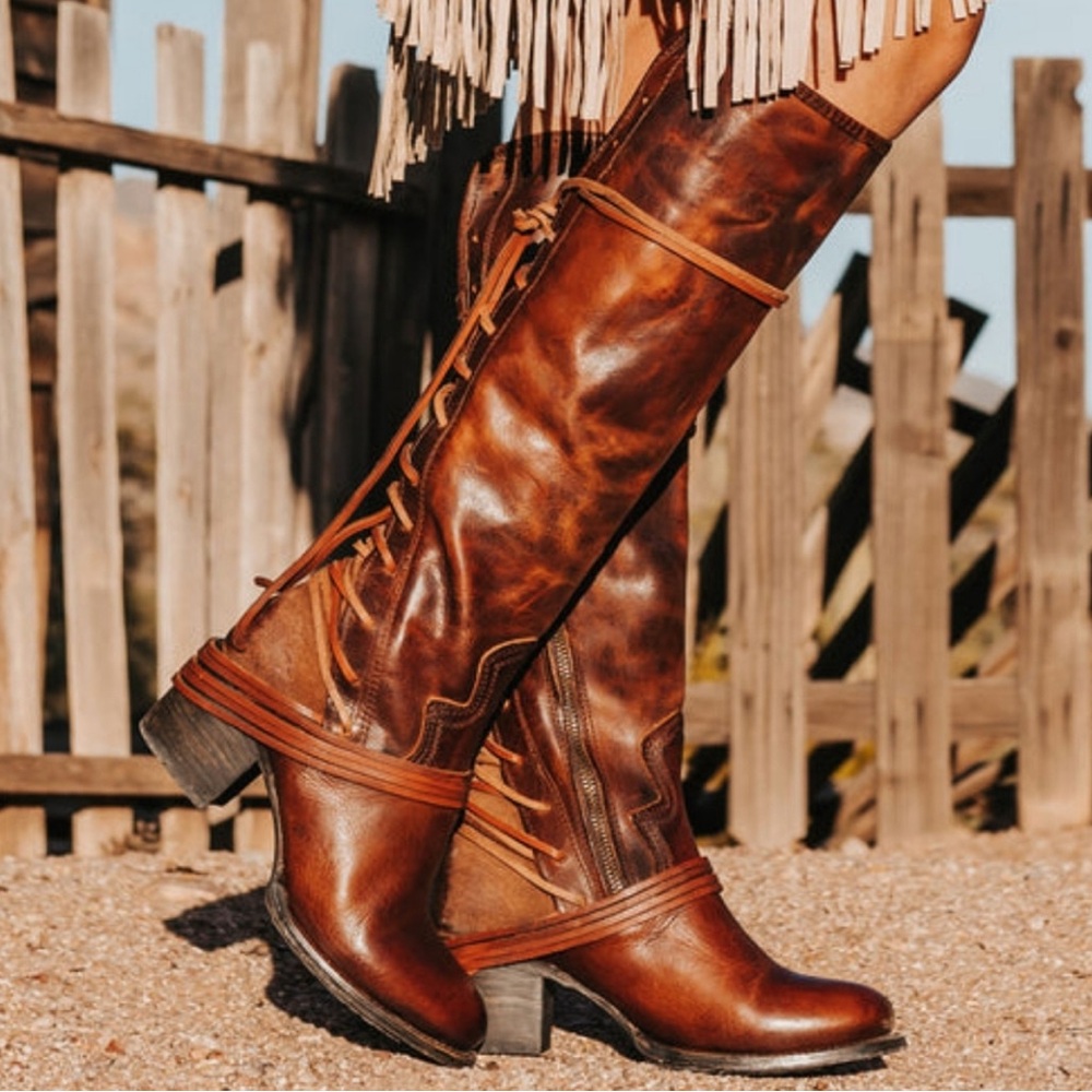 Freebird STEVEN Brown Heeled Boots COAL Lace Up Boots Like New Sz 10M